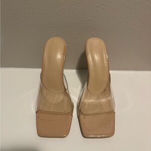Elegant Tan Women's Heels